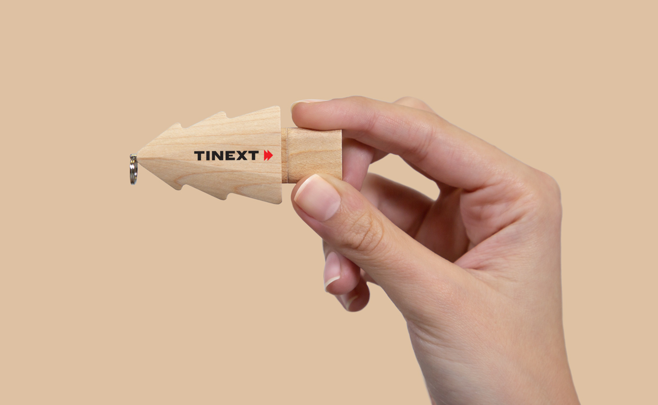 Tree - Personalized USB gallery thumbnail